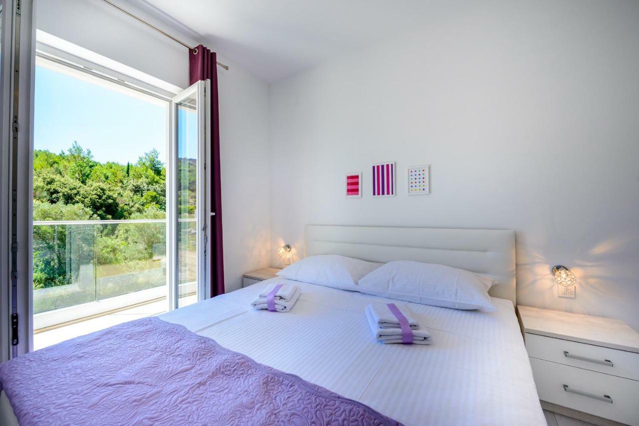 Villa Niki 2 ซัฟทัท ภายนอก รูปภาพ